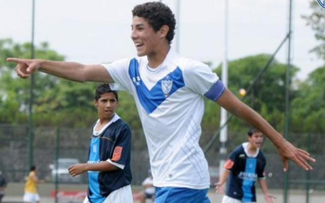 Arsenal deploy chief negotiator to finalise deal to sign Maxi Romero