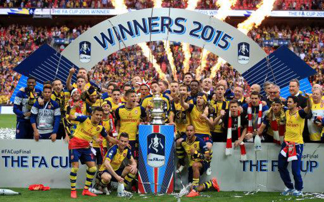 (Images) Arsenal celebrates their smashing FA Cup Final victory over Aston Villa