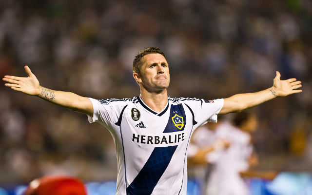 Robbie Keane responds to Roy Keane: Brave LA Galaxy star jokes about Ireland assistant (video)