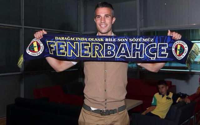 Man United sold Van Persie to Fenerbahce WITHOUT agreeing transfer fee