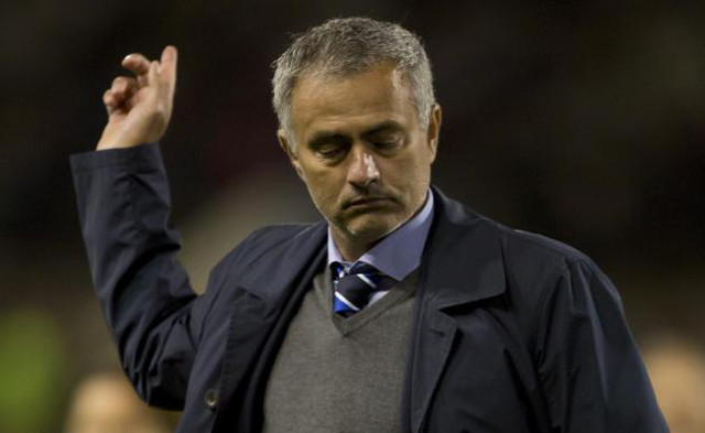 (Video) Seething Jose Mourinho refuses to answer questions as Chelsea fall to Liverpool