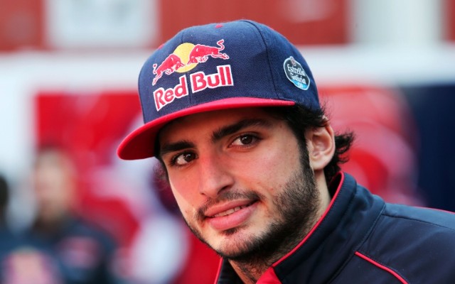 Carlos Sainz crash video: Spaniard in 200mph accident at Russian Grand Prix, plans to race in Sochi