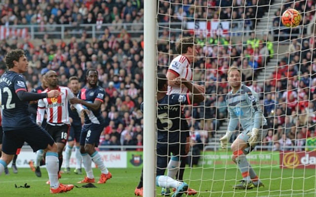 (Video) Billy Jones scores first Sunderland goal in dream circumstances